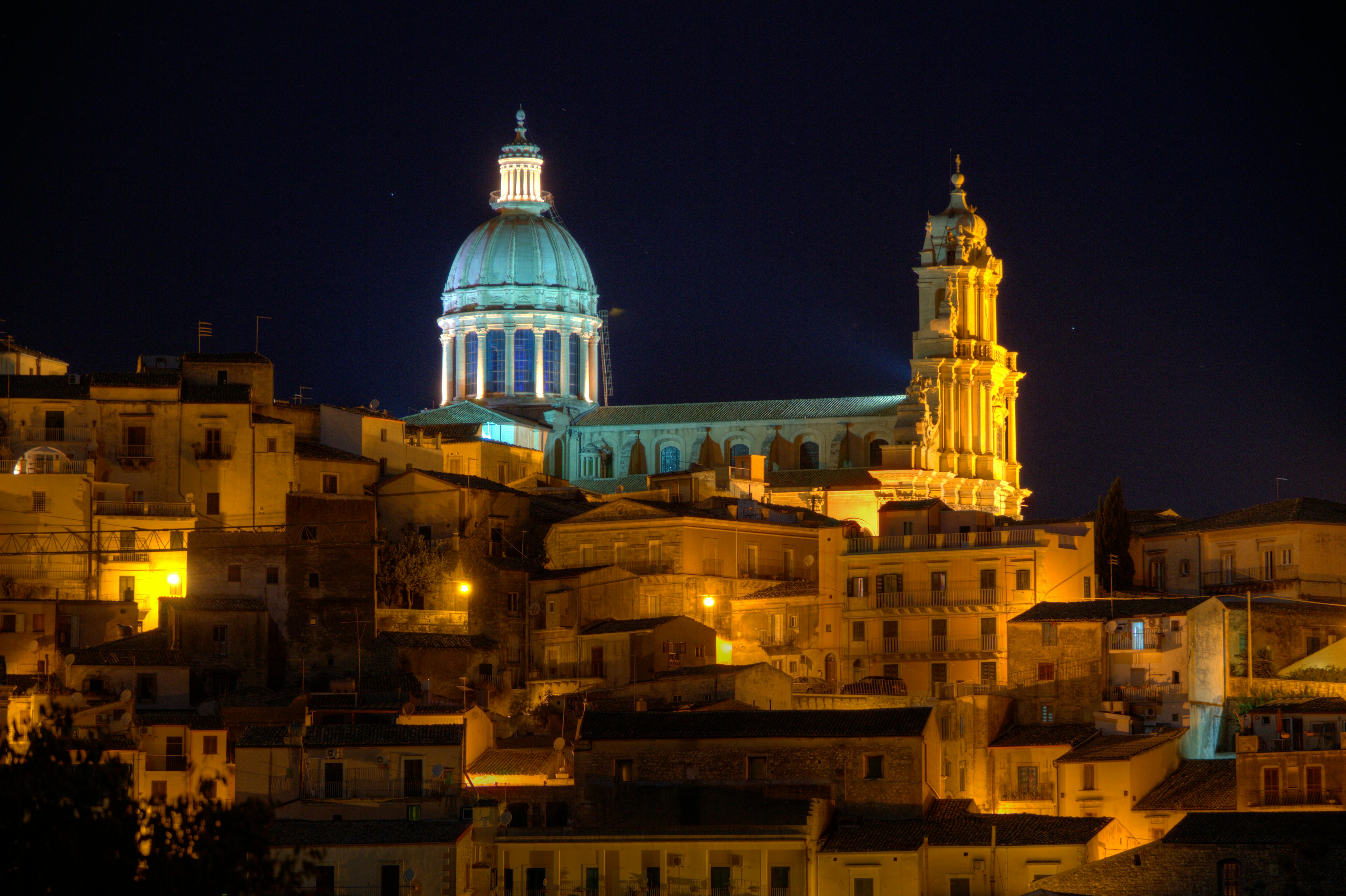 Ragusa Ibla by night